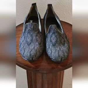 Johnston & Murphy Women’s Gray Black Metallic Brocade Loafers Shoes Size 8M